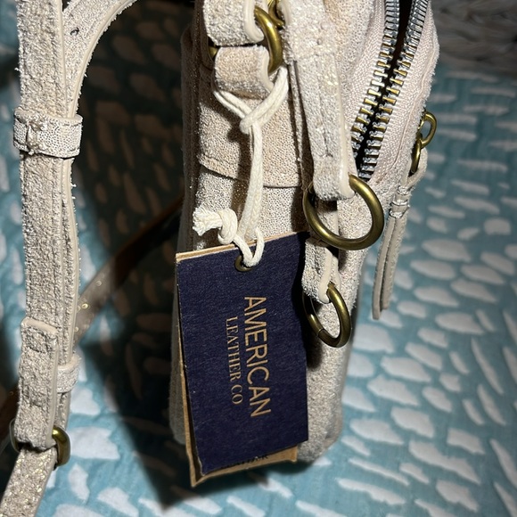 NWT AMERICAN LEATHER CO. CROSSBODY PURSE - Picture 7 of 15